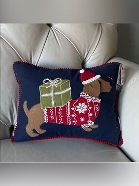Holiday Dachshund Pillow with Gift - Navy and Red